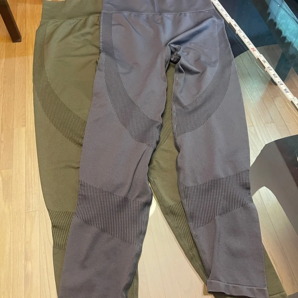 BUNDLE of Two Pink Victoria's Secret Olive and Gray Leggings Size ML